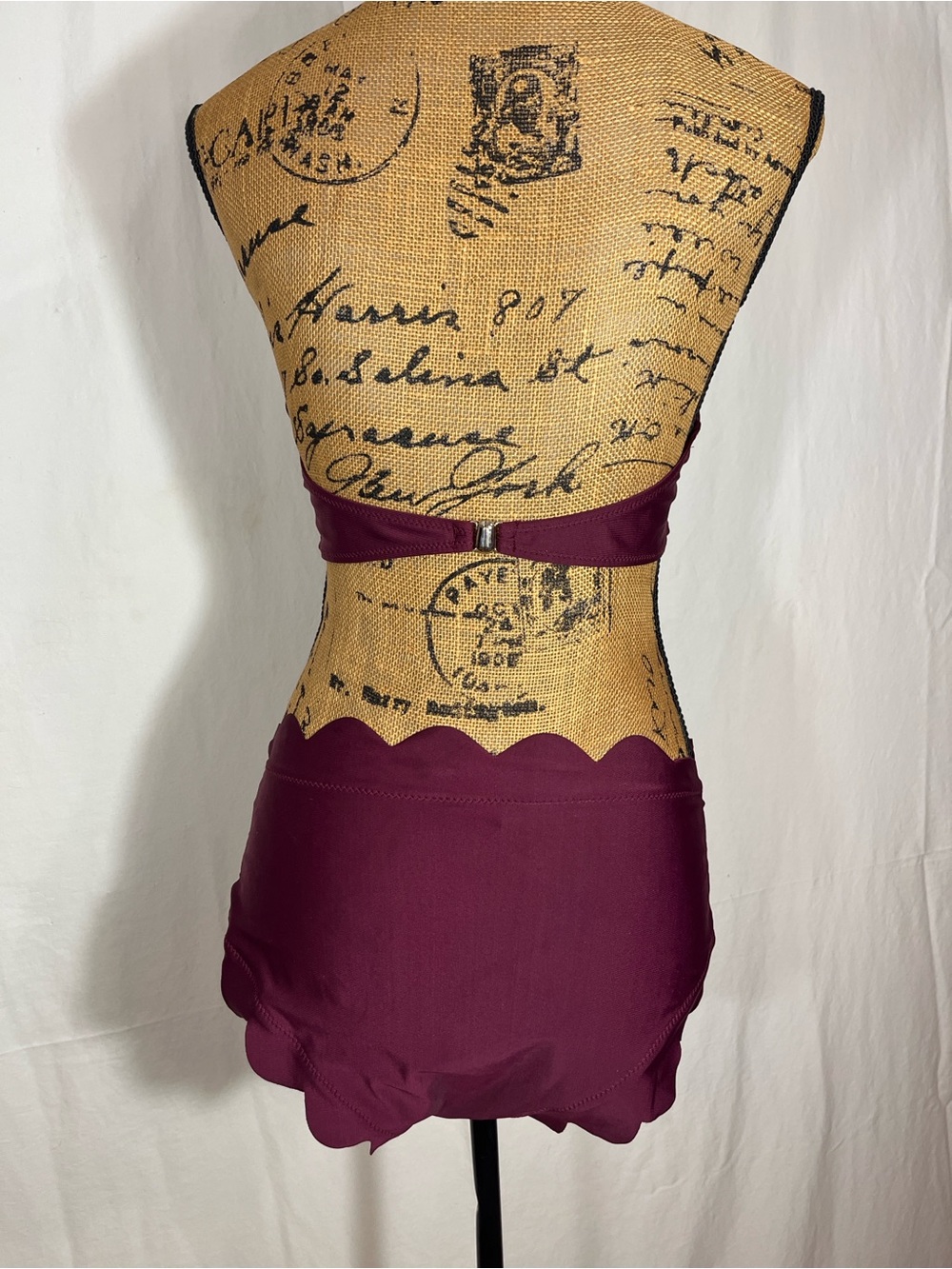 Scalloped High Neck Bikini Set Burgundy Maroon High Waisted Size L - Picture 3 of 16